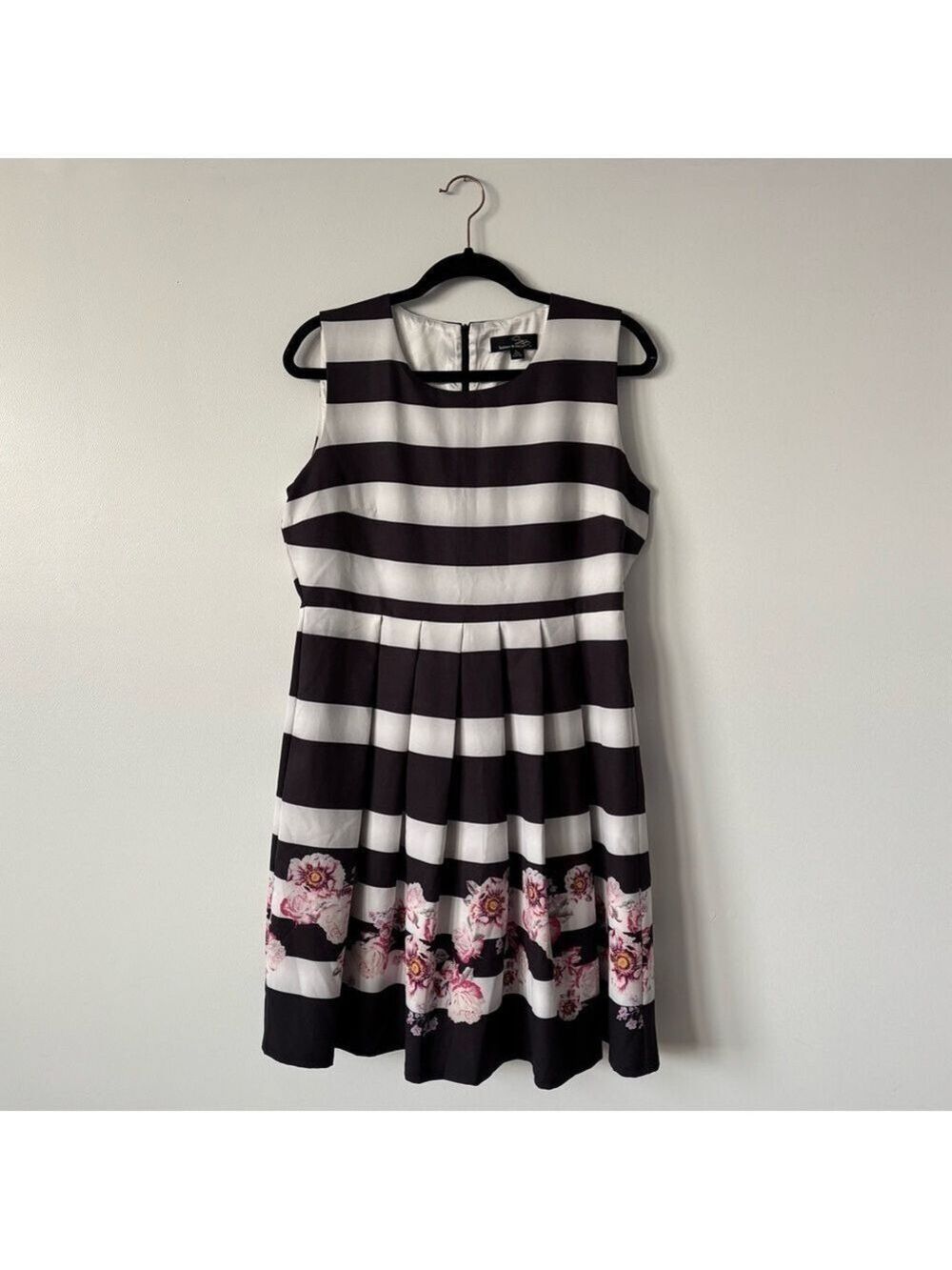 Suzanne Betro Women’s Striped Floral Sleeveless Dress